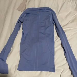 Lululemon “Swiftly Tech” long sleeve shirt